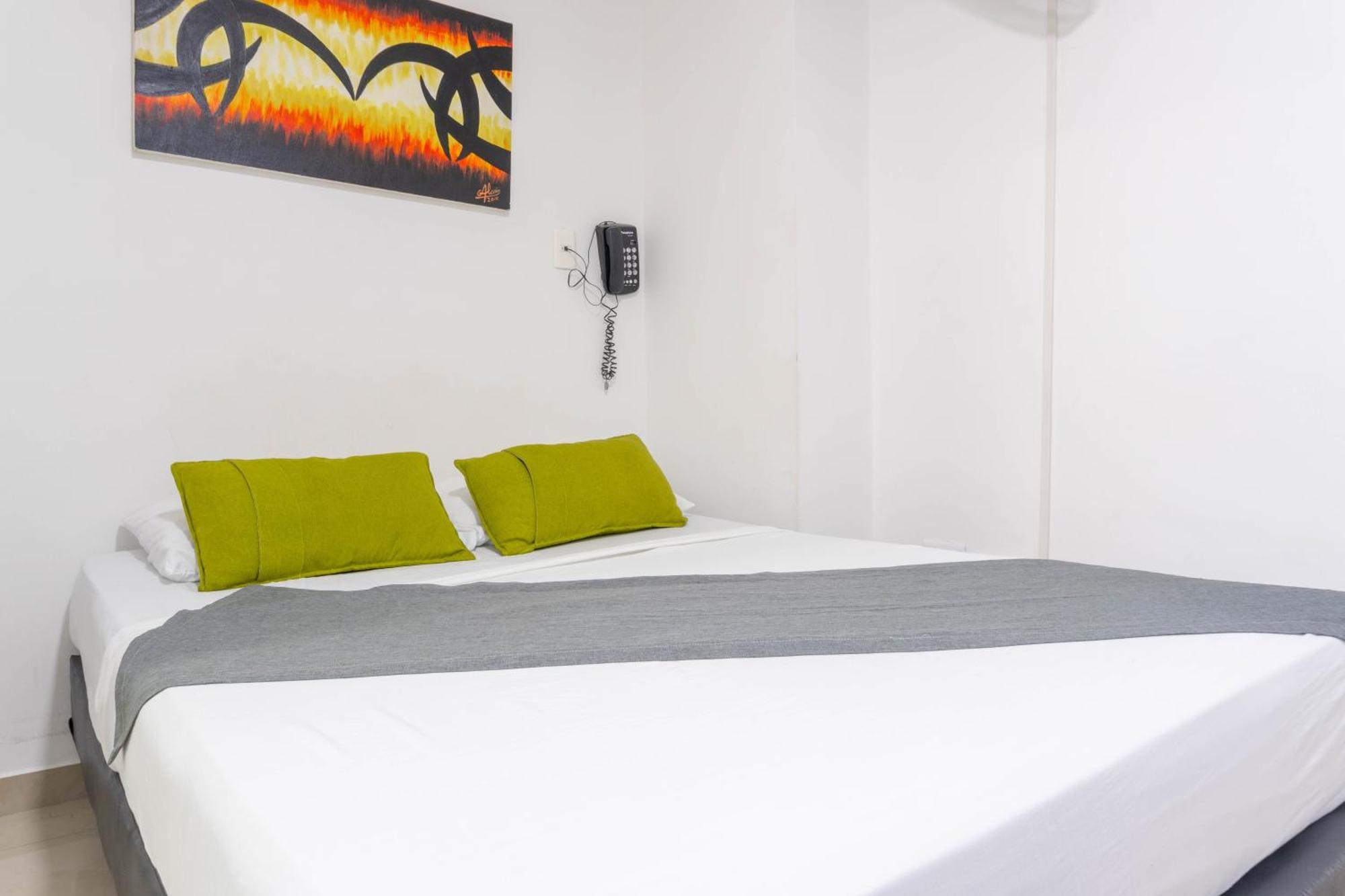 Hotel Park 6 Μεντεγίν Εξωτερικό φωτογραφία