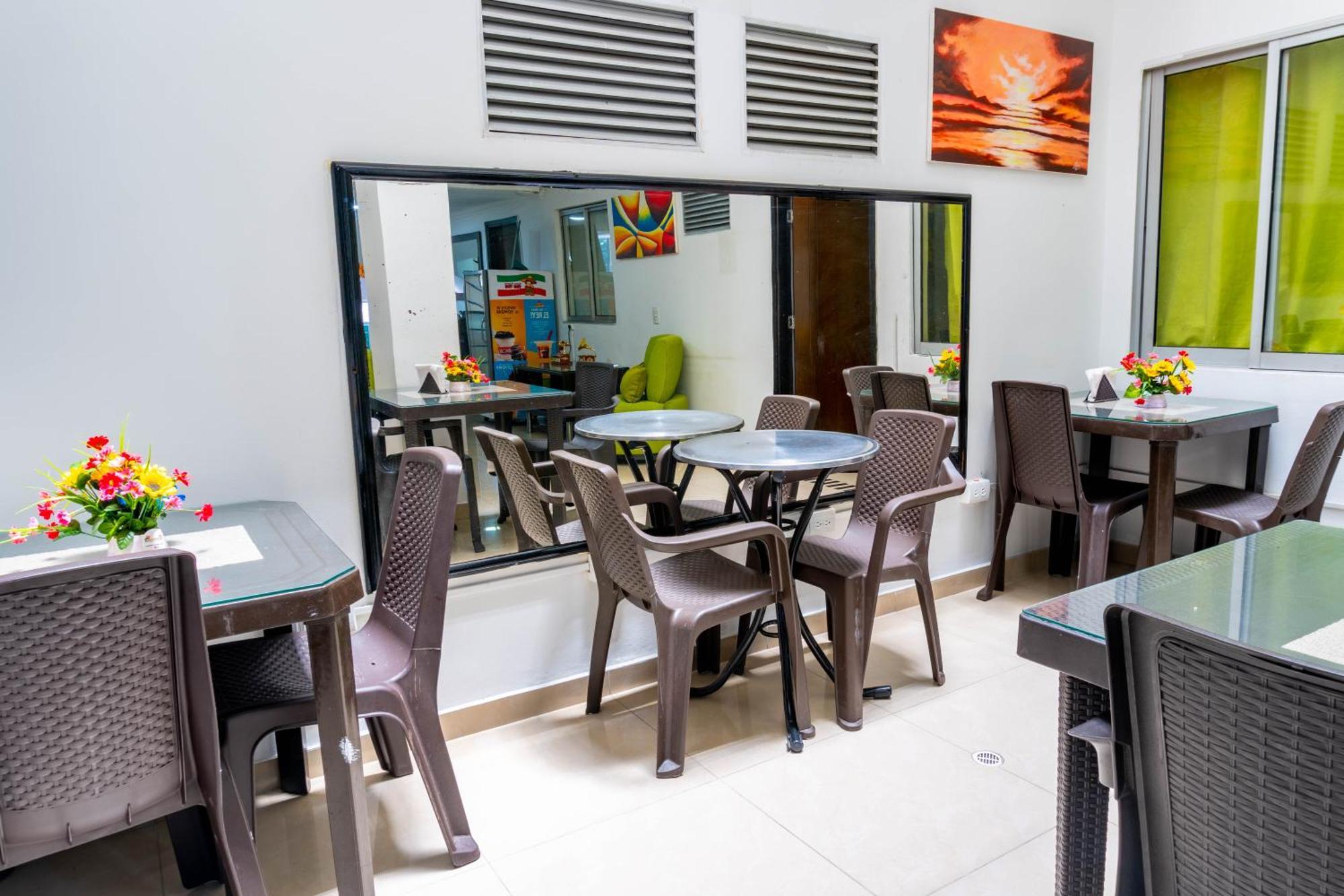 Hotel Park 6 Μεντεγίν Εξωτερικό φωτογραφία